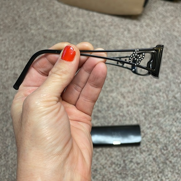 Chanel diamond double c logo glasses in excellent condition - Picture 7 of 12